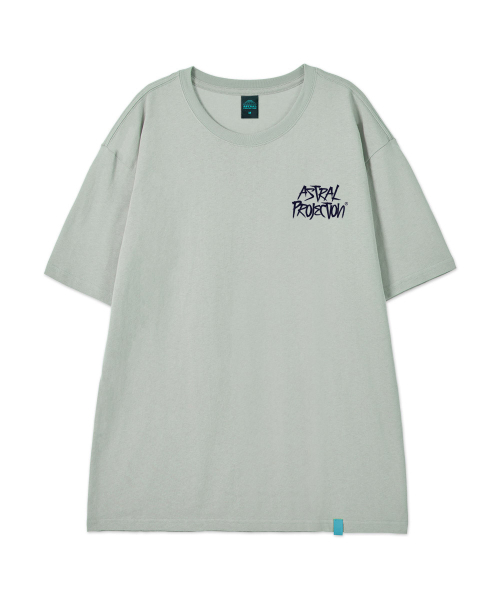 ASTRAL PROJECTION（アストラルプロジェクション）の「[グラフィティ]コットンルーズフィット半袖Tシャツ_ダスティミント（Tシャツ/カットソー・メンズ・その他・LARGE/MEDIUM/X-LARGE/XX-LARGE）」の2枚目の写真