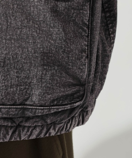 niko and...（ニコアンド）の「ナイロンケミカルブリーチブルゾン（ブルゾン・メンズ・グレー/ネイビー・MEDIUM/LARGE）」の10枚目の写真