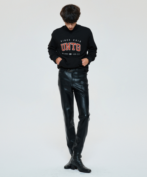 UNTAGE（アンテージ）の「ロゴ刺繍スウェットシャツ[ブラック(ユニセックス)]_UTT-FM02（スウェット・メンズ・その他・LARGE/MEDIUM）」の2枚目の写真
