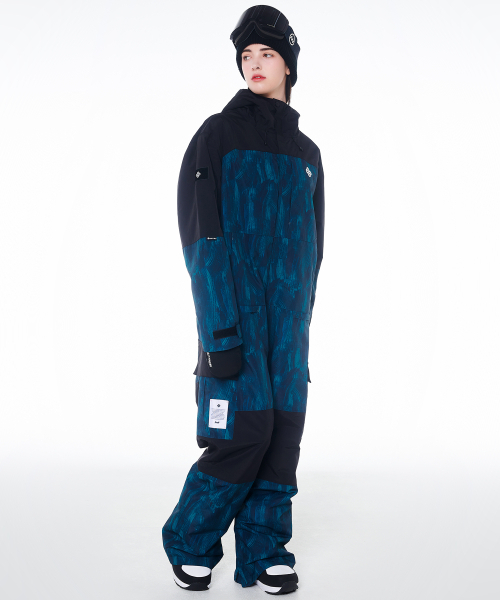 DOLL OUTERWEAR(ドラ アウターウェア)の「2425 リブレ ボードウェア ジャンプスーツ グリーンプリント 男女共用(つなぎ/オールインワン・レディース・その他・SMALL/MEDIUM/LARGE/X-LARGE/X-SMALL)」の5枚目の写真