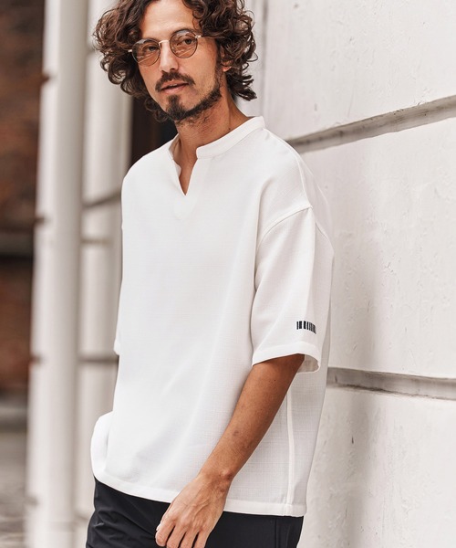 felkod(フィルコッド)の「mhs2478-Linen Like Fabric Key Neck Pullover Shirts プルオーバーシャツ(F26S170)(シャツ/ブラウス・メンズ・ホワイト/グレイッシュベージュ・S/M/L)」の1枚目の写真
