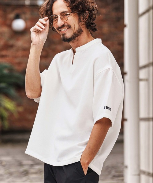 felkod(フィルコッド)の「mhs2478-Linen Like Fabric Key Neck Pullover Shirts プルオーバーシャツ(F26S170)(シャツ/ブラウス・メンズ・ホワイト/グレイッシュベージュ・S/M/L)」の3枚目の写真