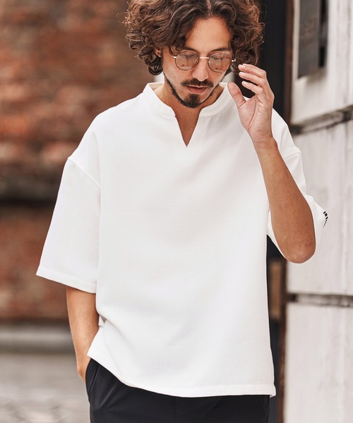 felkod(フィルコッド)の「mhs2478-Linen Like Fabric Key Neck Pullover Shirts プルオーバーシャツ(F26S170)(シャツ/ブラウス・メンズ・ホワイト/グレイッシュベージュ・S/M/L)」の4枚目の写真
