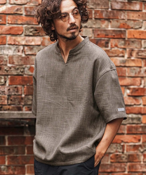 felkod(フィルコッド)の「mhs2478-Linen Like Fabric Key Neck Pullover Shirts プルオーバーシャツ(F26S170)(シャツ/ブラウス・メンズ・ホワイト/グレイッシュベージュ・S/M/L)」の10枚目の写真