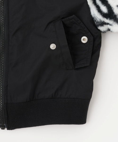 X-girl Stages（エックスガールステージス）の「【TBSドラマ フェイクマミー 着用アイテム】袖下ファー切替ブルゾン（ブルゾン・キッズ・ブラック/ホワイト系・130cm/140cm/90cm/110cm/120cm/100cm）」の21枚目の写真