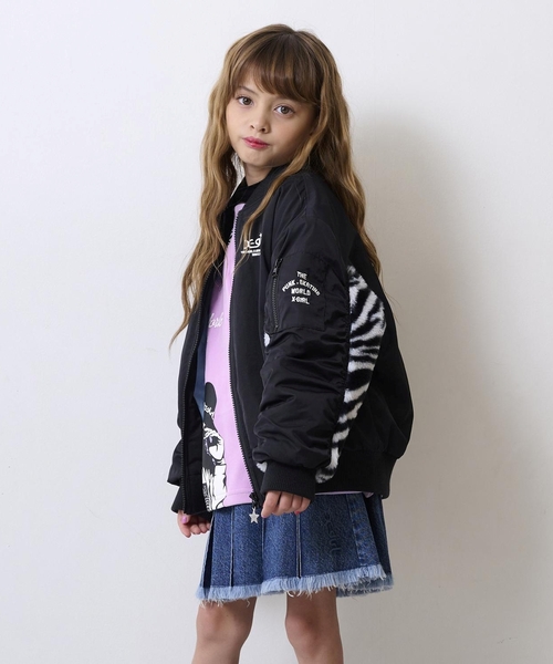 X-girl Stages（エックスガールステージス）の「【TBSドラマ フェイクマミー 着用アイテム】袖下ファー切替ブルゾン（ブルゾン・キッズ・ブラック/ホワイト系・130cm/140cm/90cm/110cm/120cm/100cm）」の7枚目の写真