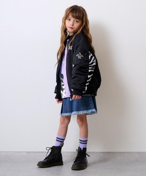 X-girl Stages（エックスガールステージス）の「【TBSドラマ フェイクマミー 着用アイテム】袖下ファー切替ブルゾン（ブルゾン・キッズ・ブラック/ホワイト系・130cm/140cm/90cm/110cm/120cm/100cm）」の3枚目の写真