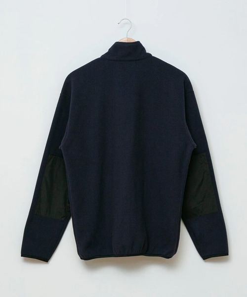 A blends（エイブレンズ）の「A blends マイクロフリースプルオーバー（その他トップス・メンズ・キャメル/ネイビー・LARGE/MEDIUM）」の3枚目の写真