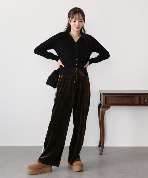 BLUEEAST（ブルーイースト）の「サイドレースベロアパンツ（その他パンツ・レディース・ブラック/ブラウン/ネイビー・MEDIUM）」の5枚目の写真