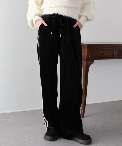 BLUEEAST（ブルーイースト）の「サイドレースベロアパンツ（その他パンツ・レディース・ブラック/ブラウン/ネイビー・MEDIUM）」の13枚目の写真