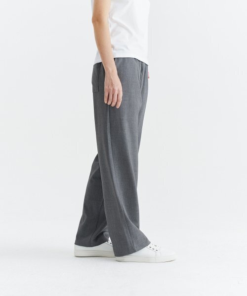 WHOLOVESART(フーラブズアート)の「Unisex semi-wide banding slacks - light gray(スラックス・レディース・その他・SMALL/MEDIUM/LARGE/X-LARGE/XX-LARGE)」の4枚目の写真