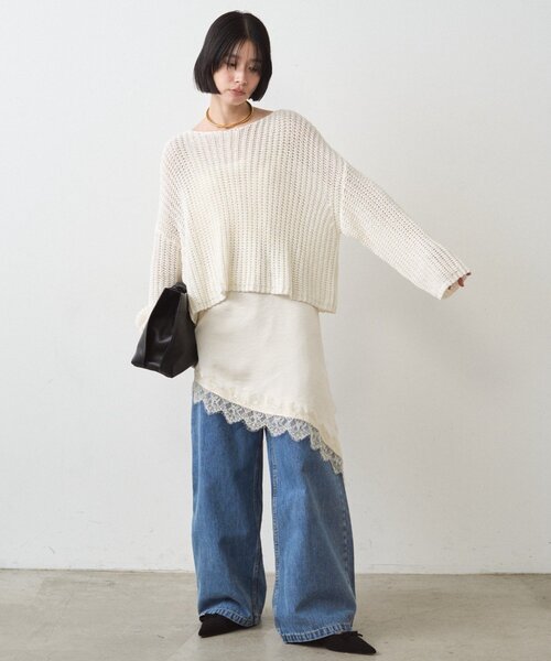 LOUNGEDRESS（ラウンジドレス）の「サテンレースアシメキャミ（シャツ/ブラウス・レディース・アイボリー/ブラック・FREE）」の9枚目の写真