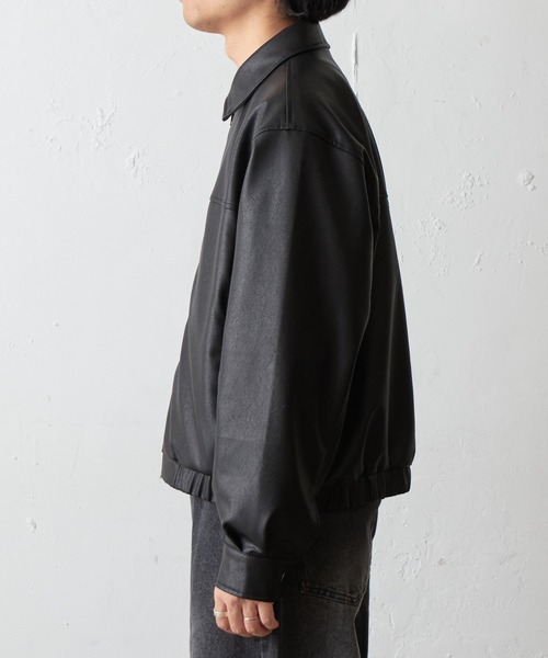 COLONY 2139（コロニートゥーワンスリーナイン）の「フェイクレザージップショートブルゾン（ブルゾン・メンズ・ブラック/ブラウン・MEDIUM/LARGE）」の5枚目の写真