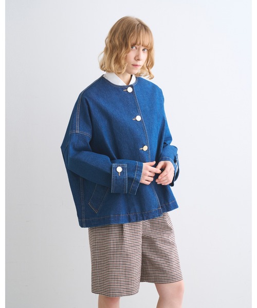 Traditional Weatherwear(トラディショナルウェザーウェア)の「MALTON N/C SHORT DENIM(ステンカラーコート・レディース・ブルー系その他・30/32)」の6枚目の写真