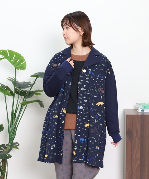Emago(イマゴ)の「EMAGO 森刺繍チュニックカーデ(カーディガン/ボレロ・レディース・杢グレー/グリーン/ネイビー・FREE)」の11枚目の写真