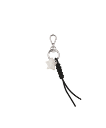 LOWOOL（ロウル）の「White struggle black keyring（キーケース/キーアクセサリー）」