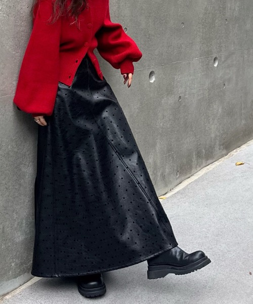 Ameri（アメリ）の「DOT FLOCKY LEATHER SKIRT（スカート・レディース・ブラック/ベージュ・SMALL/MEDIUM）」の14枚目の写真