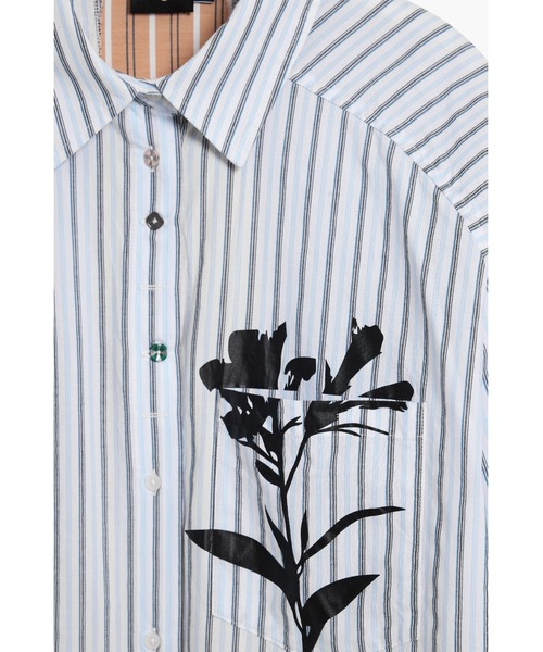 Desigual（デシグアル）の「フラワープリント切替ストライプロングシャツ（シャツ/ブラウス・レディース・ブラック・S/M/L）」の4枚目の写真