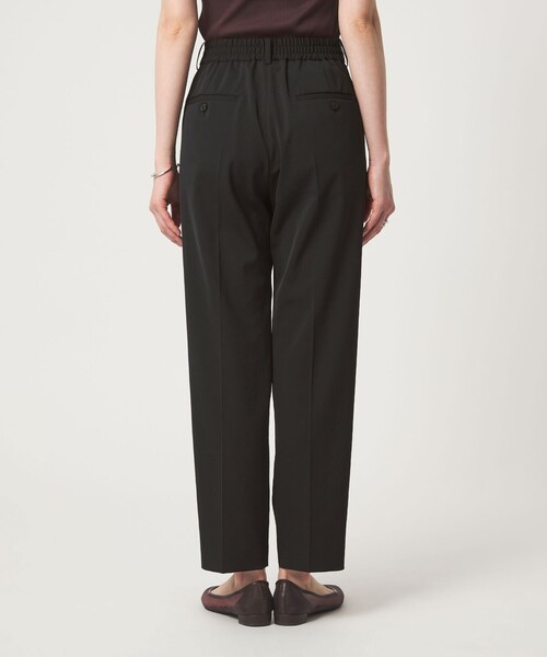 green label relaxing（グリーンレーベルリラクシング）の「［size SHORT/TALLあり］サラフール テーパード パンツ（スラックス・レディース・ネイビー/ブラック/ベージュ・38/34/46/SHORT/36/44/42）」の12枚目の写真