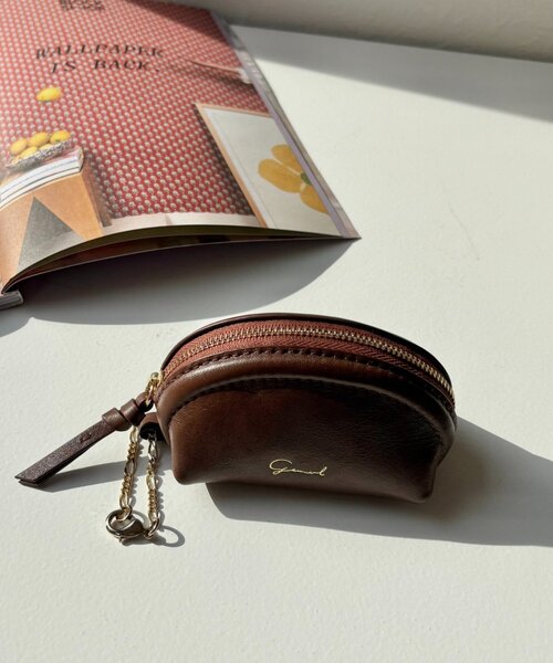 gemeil（ジェムイル）の「レザーポーチチャーム(PT-349)（その他小物・レディース・ブラック/グレイッシュベージュ/ブルー/キャメル/ダークブラウン・FREE）」の16枚目の写真