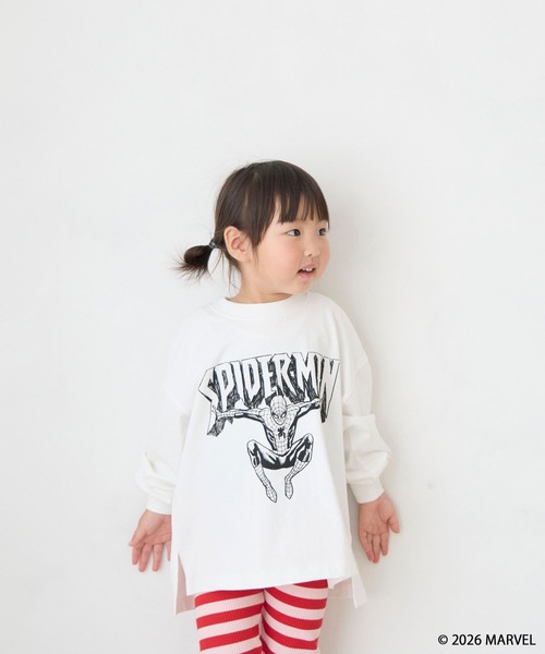 LOWRYS FARM（ローリーズファーム）の「ＭＡＲＶＥＬ／モノクロＴＬＳ　 639646（Tシャツ/カットソー・キッズ・ブラック/グレー/オフホワイト・140cm/130cm/120cm/110cm/150cm）」の2枚目の写真