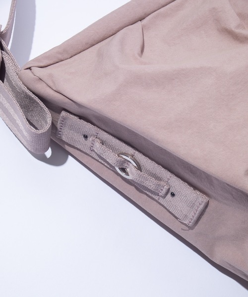 F/CE. （エフシーイー）の「F/CE. SCULPT ONE SHOULDER KONBUR / エフシーイー スカルプト ワン ショルダー コンブ（ショルダーバッグ・メンズ・ブラック/グレー・FREE）」の7枚目の写真