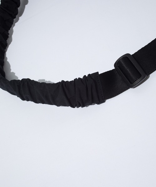 F/CE. （エフシーイー）の「F/CE. SCULPT ONE SHOULDER KONBUR / エフシーイー スカルプト ワン ショルダー コンブ（ショルダーバッグ・メンズ・ブラック/グレー・FREE）」の15枚目の写真