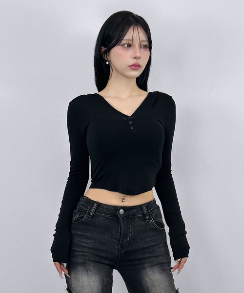 FOLLOWIN(フォロウィン)の「フーディーシースルーライクショートトップス(Tシャツ/カットソー・レディース・アイボリー/チャコールグレー/ブラック・FREE)」の20枚目の写真