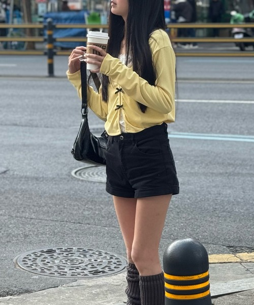 Nia(ニア)の「Nia(ニア)/ドット柄 レイヤード風リボン付き長袖カットソー(Tシャツ/カットソー・レディース・イエロー/ネイビー・FREE)」の11枚目の写真