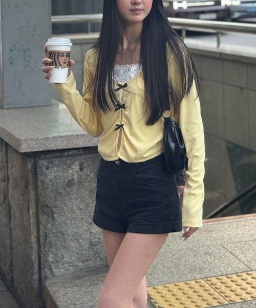 Nia(ニア)の「Nia(ニア)/ドット柄 レイヤード風リボン付き長袖カットソー(Tシャツ/カットソー・レディース・イエロー/ネイビー・FREE)」の17枚目の写真