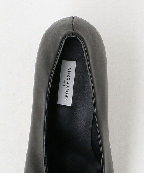 UNITED ARROWS(ユナイテッドアローズ)の「ポインテッド スクエアトゥ パンプス(パンプス・レディース・ブラック/ライトグレー・35/37h/38/36/36h/35h/37)」の8枚目の写真