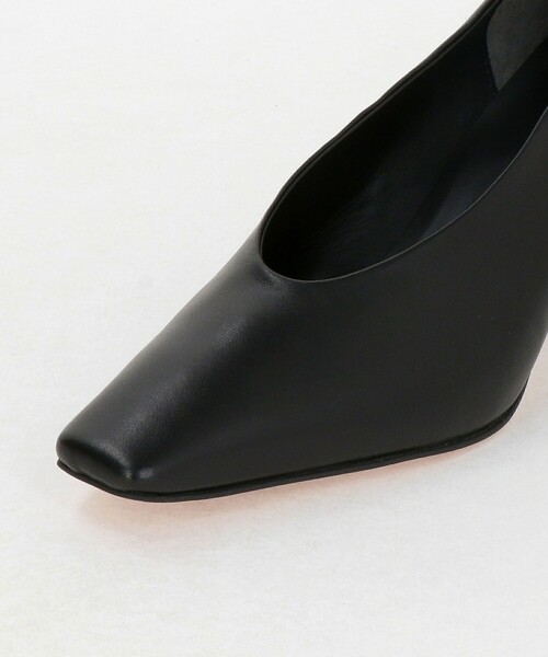 UNITED ARROWS(ユナイテッドアローズ)の「ポインテッド スクエアトゥ パンプス(パンプス・レディース・ブラック/ライトグレー・35/37h/38/36/36h/35h/37)」の9枚目の写真
