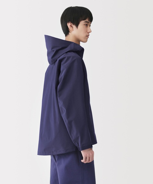 MUJI Labo(ムジラボ)の「〔MUJI Labo〕紳士 透湿撥水コットンナイロン フードブルゾン(ブルゾン・メンズ・ブラック/パープル系・XL/M/L/S)」の11枚目の写真