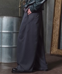 Confirm（コンファーム）の「Slacks Studded Curve Pants   スラックススタッズカーブパンツ メンズ レディース ユニセックス（スラックス）」