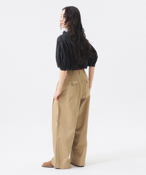 BEAMS BOY(ビームスボーイ)の「フリル ショート ブラウス(シャツ/ブラウス・レディース・ブラック/オフホワイト・ONE SIZE)」の11枚目の写真