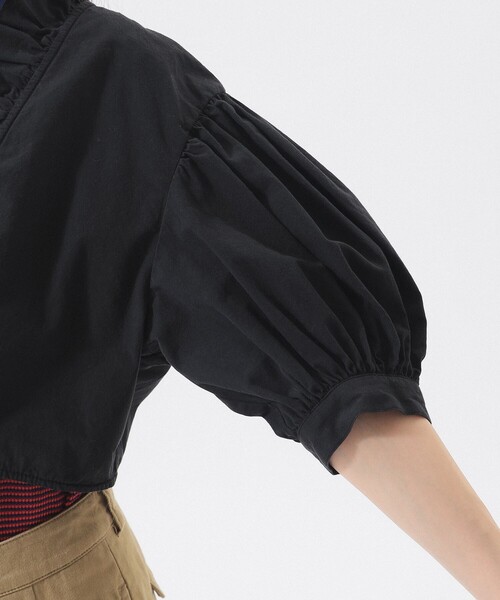 BEAMS BOY(ビームスボーイ)の「フリル ショート ブラウス(シャツ/ブラウス・レディース・ブラック/オフホワイト・ONE SIZE)」の15枚目の写真