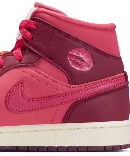 JORDAN BRAND(ジョーダンブランド)の「エア ジョーダン 1 MID SE ウィメンズシューズ / Air Jordan 1 Mid SE Women's Shoes IB7018-600 Team Red(スニーカー・レディース・レッド・22/26/25.5/25/24.5/24/23.5/23/22.5)」の10枚目の写真