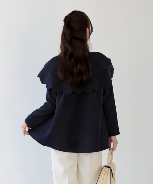 Fit more(フィットモア)の「ダブルスカラップケープトップス(シャツ/ブラウス・レディース・ネイビー/ホワイト/ブラック・FREE)」の22枚目の写真