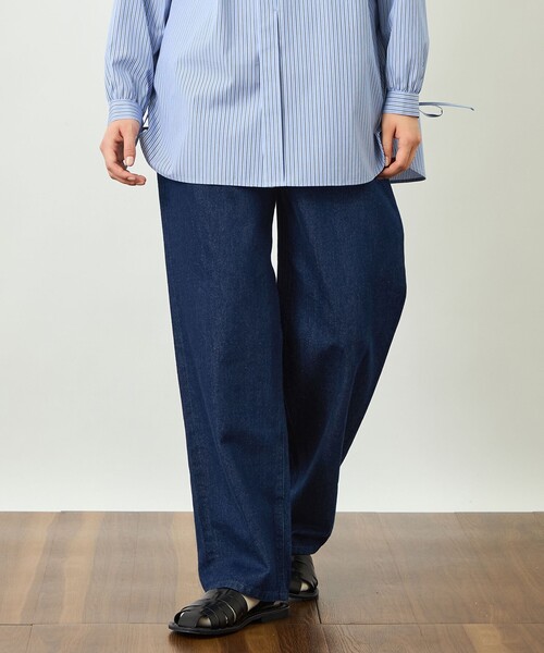 MACKINTOSH PHILOSOPHY（ﾏｯｷﾝﾄｯｼｭ ﾌｨﾛｿﾌｨｰ）の「【GREY LABEL】シンチバックワイドデニム（デニムパンツ・レディース・ダークネイビー/グレー系その他/ブルー・2/5/1）」の3枚目の写真