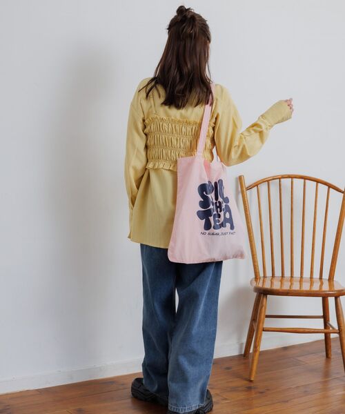 RETRO GIRL(レトロガール)の「シャーリングキャミ×シャツSET(シャツ/ブラウス・レディース・オフホワイト/ブルー/イエロー・FREE)」の7枚目の写真