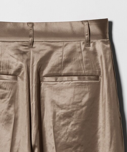 MARW UNITED ARROWS（マルゥ ユナイテッドアローズ）の「＜MARW UNITED ARROWS＞サテン ストレート パンツ（その他パンツ・レディース・モカ/ネイビー・38/36）」の15枚目の写真