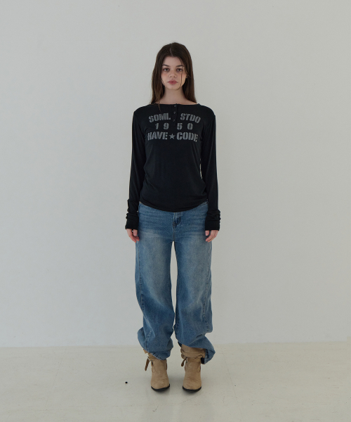 5OML（オーオーエムエル）の「ヘンリーネックボタンロングスリーブ（ブラック）（Tシャツ/カットソー・レディース・ブラック・FREE）」の3枚目の写真