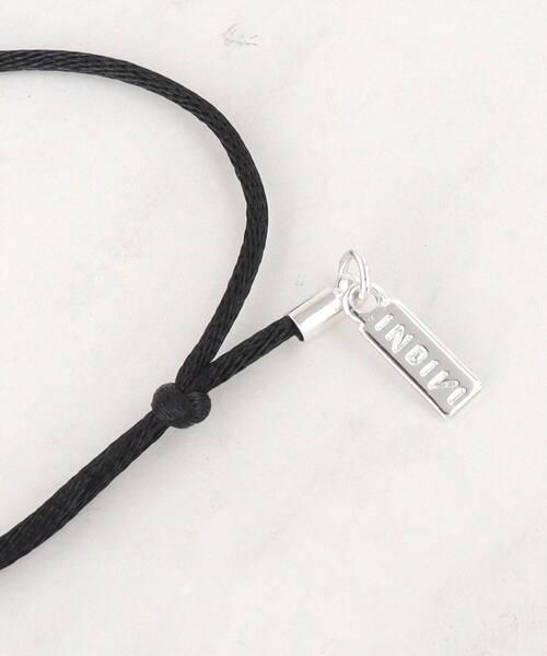 INDIVI（インディヴィ）の「【長さ調整自由】ニュアンスモチーフ コードペンダント（ネックレス・レディース・ゴールド/シルバー・00）」の6枚目の写真