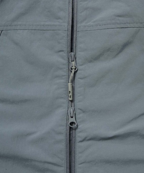 MARMOT(マーモット)の「マーモット Marmot Ws Guild Jacket(ナイロンジャケット・レディース・オフホワイト/サックスブルー・S/L/M)」の3枚目の写真