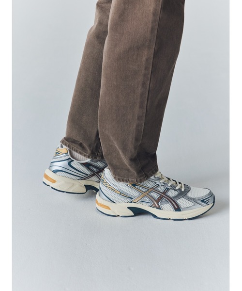 ASICS(アシックス)の「GEL-1130 / ゲル1130(スニーカー・メンズ・ホワイト×シルバー・23.5/28.5/25/24.5/26.5/27.5/29/25.5/27/23/24/26/28)」の2枚目の写真