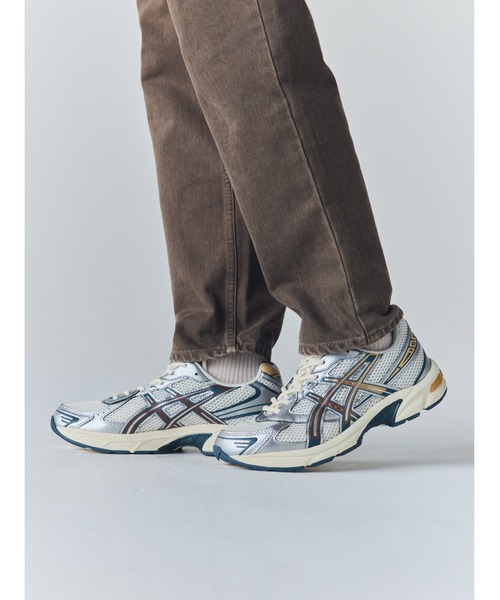 ASICS(アシックス)の「GEL-1130 / ゲル1130(スニーカー・メンズ・ホワイト×シルバー・23.5/28.5/25/24.5/26.5/27.5/29/25.5/27/23/24/26/28)」の4枚目の写真