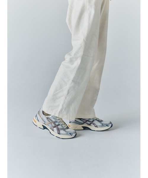 ASICS(アシックス)の「GEL-1130 / ゲル1130(スニーカー・メンズ・ホワイト×シルバー・23.5/28.5/25/24.5/26.5/27.5/29/25.5/27/23/24/26/28)」の16枚目の写真