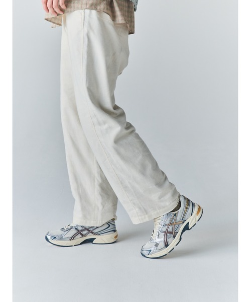 ASICS(アシックス)の「GEL-1130 / ゲル1130(スニーカー・メンズ・ホワイト×シルバー・23.5/28.5/25/24.5/26.5/27.5/29/25.5/27/23/24/26/28)」の18枚目の写真