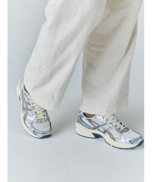 ASICS(アシックス)の「GEL-1130 / ゲル1130(スニーカー・メンズ・ホワイト×シルバー・23.5/28.5/25/24.5/26.5/27.5/29/25.5/27/23/24/26/28)」の20枚目の写真