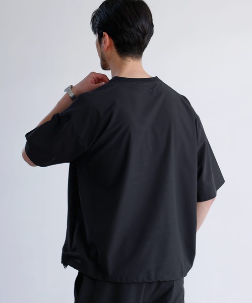 SPU(スプ)の「【セットアップ 2点セット】【接触冷感・防シワ・速乾】AIR TECH DOT 機能性半袖Tシャツ裾ドローコード付き&リラックスショーツセットアップ(セットアップ・メンズ・チャコール/ネイビー/ブラック/カーキ・S/M/L/XL)」の6枚目の写真